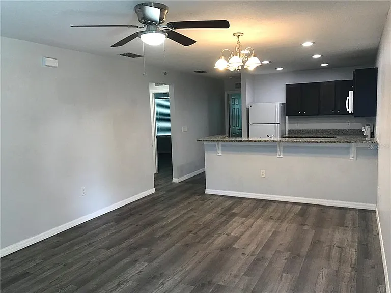 284 Gardner Ln #A — Photo 5