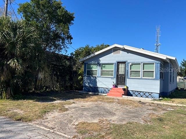 1st image of 340 Pierce Ave