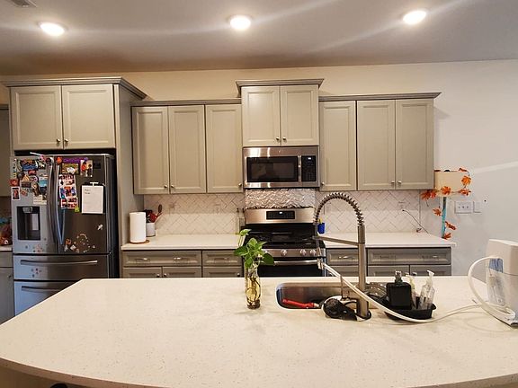 5th image of 15008 Savannah Hall Dr