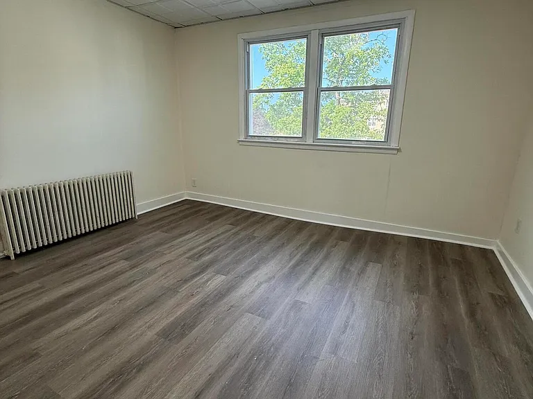 249-251 Main St #251 — Photo 7