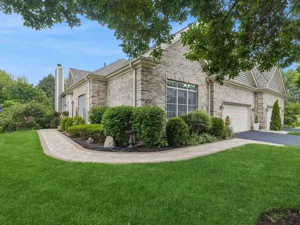 1017 Heron Way, Woodstock, IL 60098
