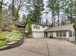 2760 Overlook Dr, Lake Oswego, OR