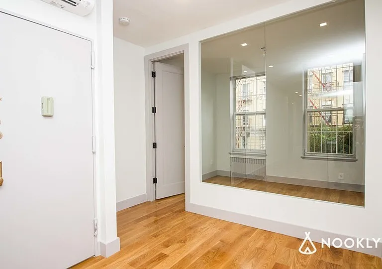 379 S 5th St #1L — Photo 9