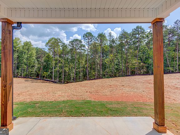4th image of 267 Cool Springs Rd