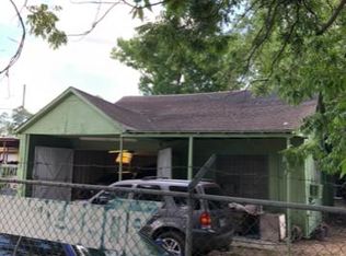 442 Van Molan St, Houston, TX 77022