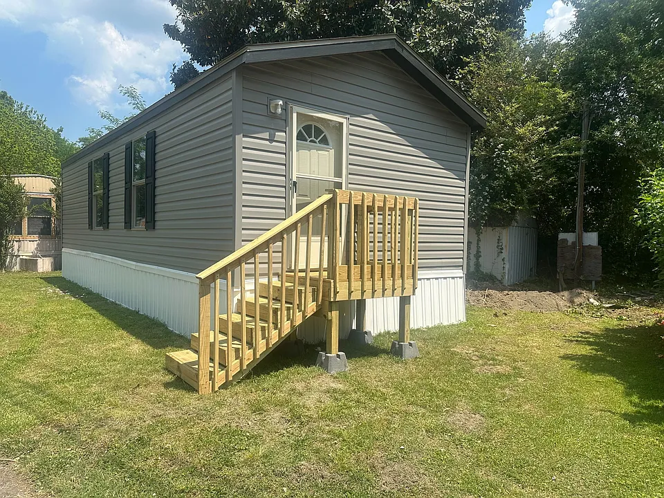 1351 E Little Creek Rd #19