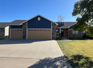 232 Steamboat Dr, Dodge City, KS 67801