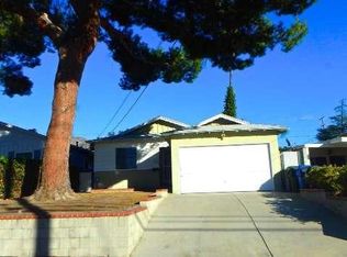 10550 Rhodesia Ave, Sunland, CA 91040