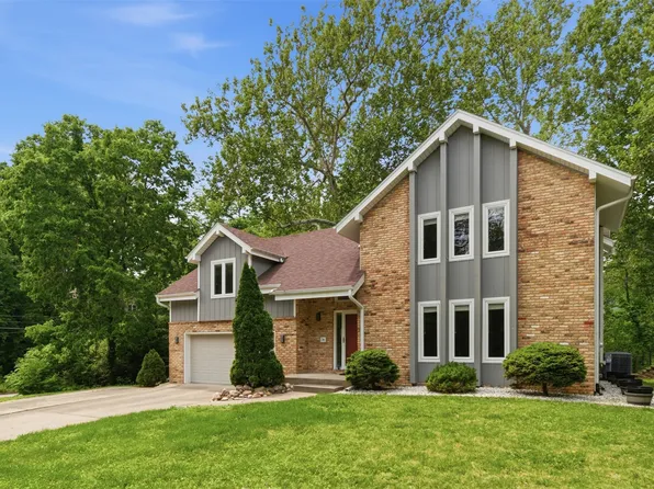 36 30th St, Des Moines, IA 50312