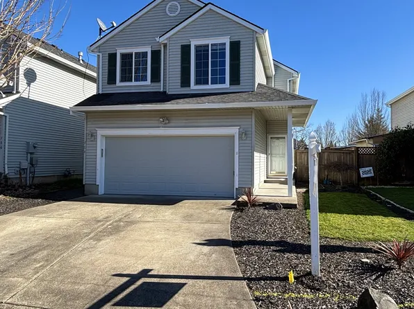 764 N 20th Pl, Cornelius, OR 97113