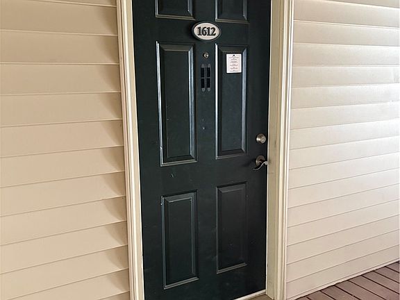 2nd image of 1612 Harts Ridge Dr #1612