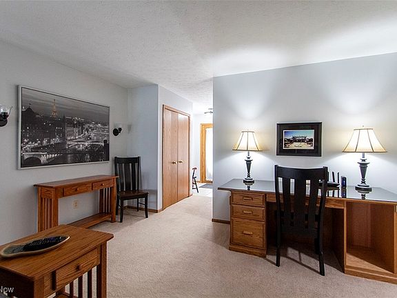 5th image of 168 Park Place Dr