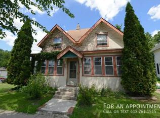 903 20th Ave NE #1, Minneapolis, MN 55418