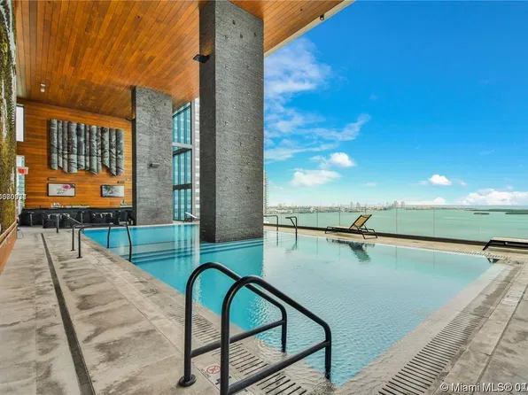 1451 Brickell Ave, Miami, FL