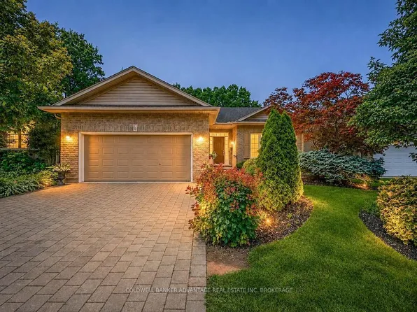 10 Stonegate Pl, Pelham, ON L0S 1E3