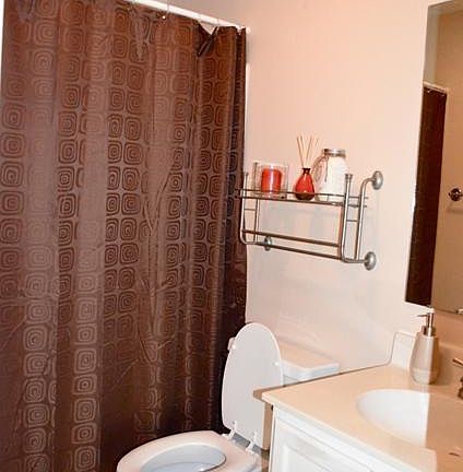 5th image of 147 Longstreet Dr #201