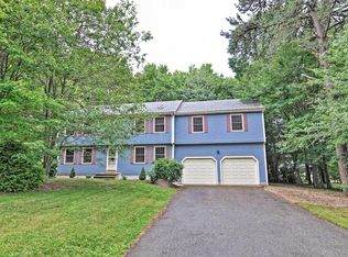 35 Canadian Geese Rd, Attleboro, MA 02703