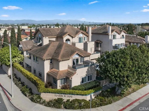 5021 Waverider Cir, Huntington Beach, CA 92649