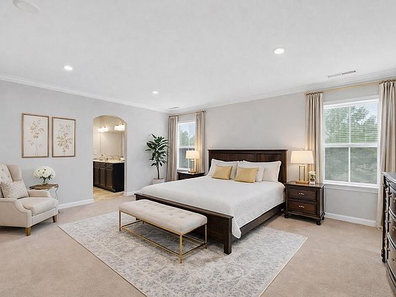 3rd image of 756 Windward Ln