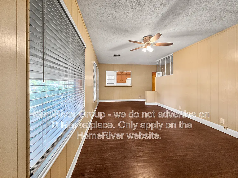 920 Yale St — Photo 6