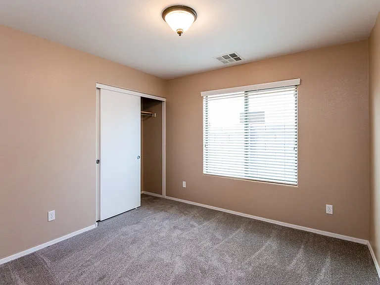 3630 W Mesquite Ave — Photo 12