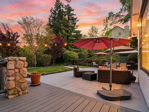 5th image of 320 Gopher Flat Rd