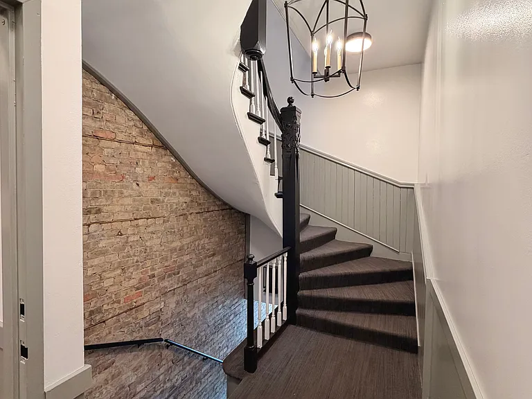 935-937 W Armitage Ave #935-2A — Photo 14