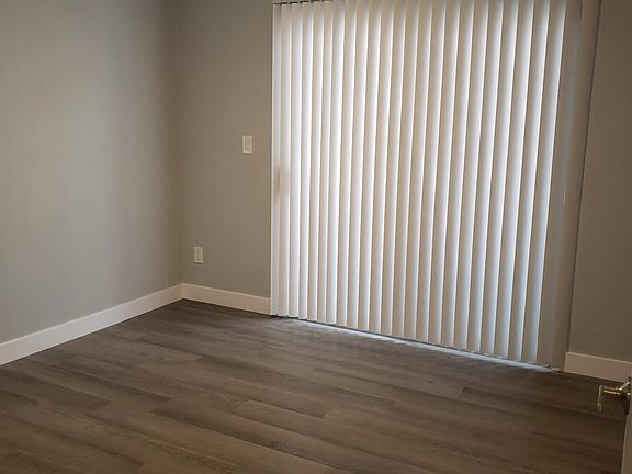 Guest room with private balcony