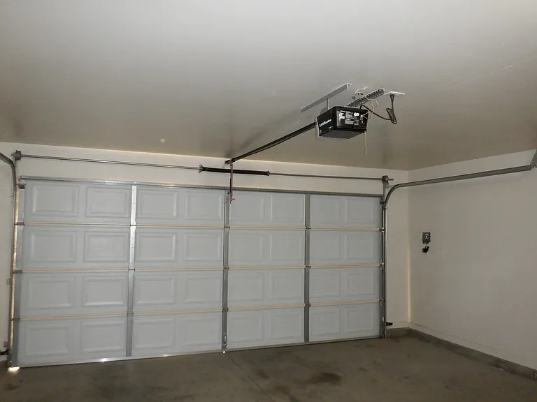 1261 Millerton St — Photo 6