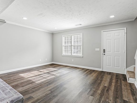 4th image of 319 Westland Way