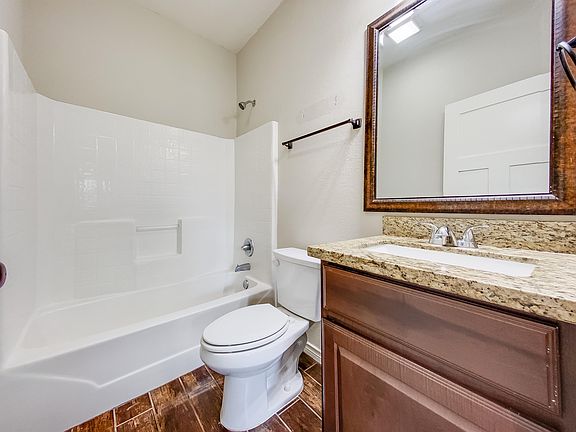 5th image of 1124 Oney Hervey Dr