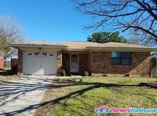 104 Comanche Cir, Cibolo, TX 78108
