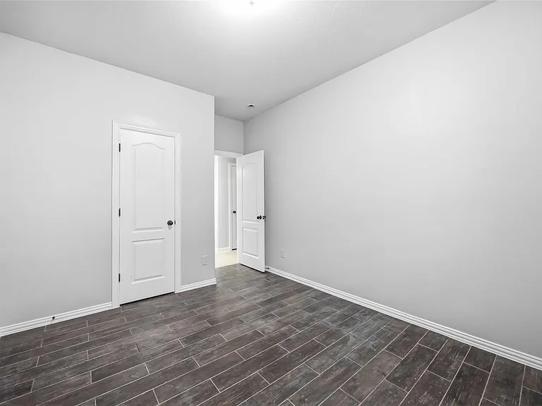 601 Dunlavy Ln — Photo 20