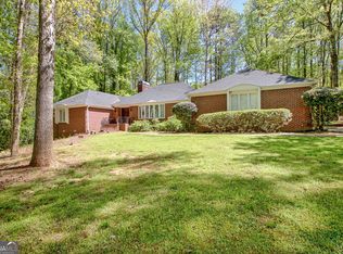 455 Birkdale Dr, Fayetteville, GA