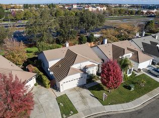 9453 Mereoak Cir, Elk Grove, CA 95758