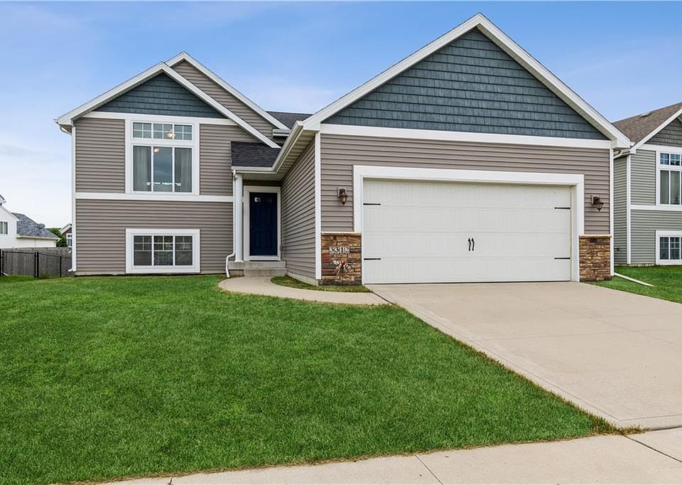 1st image of 3312 Hawthorn Dr SW