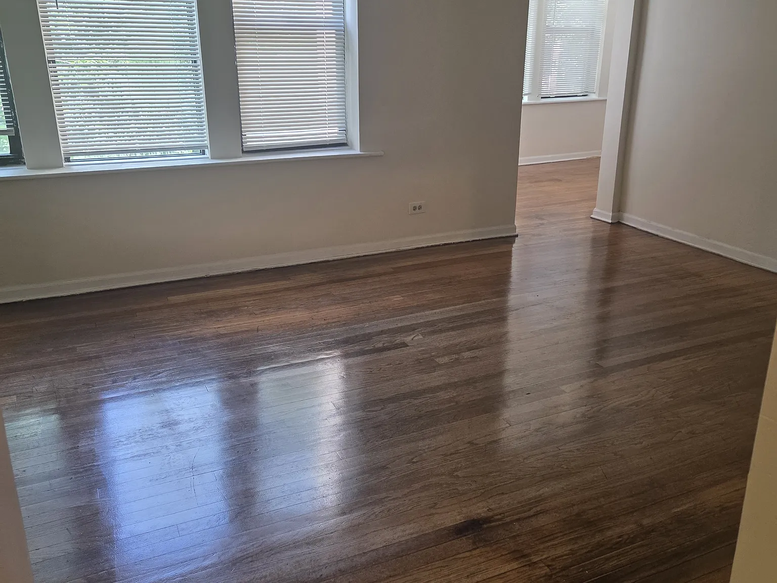 2 bed, $1,400 — Photo 3