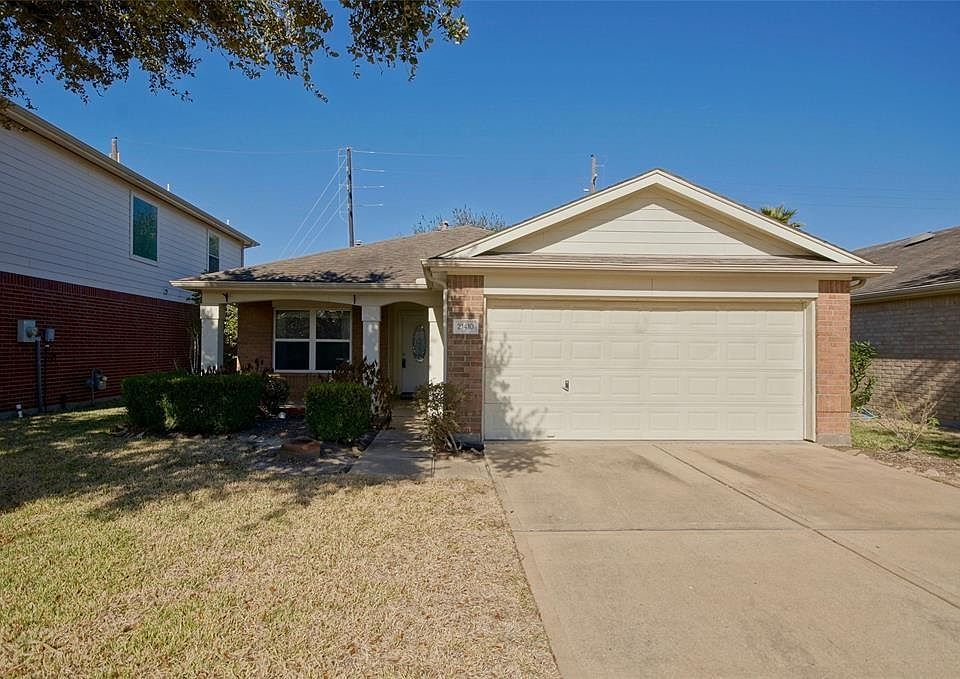 1st image of 21410 Somerset Park Ln