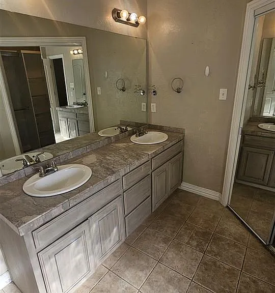 2961 S Shepherds Gln — Photo 16