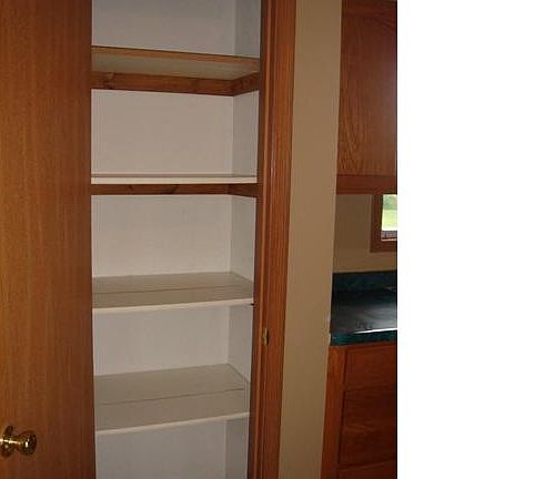 4th image of 607 McGee Ln