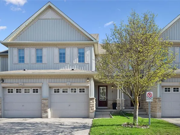 85 Bankside Dr #K61, Kitchener, ON N2N 3M4