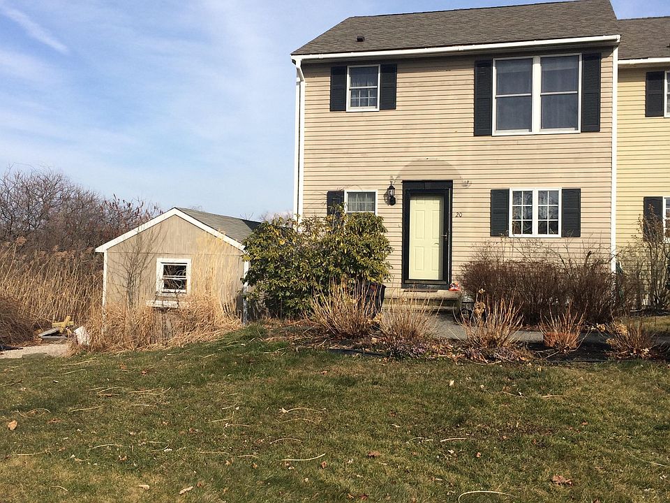 1st image of 20 Lauren Dr