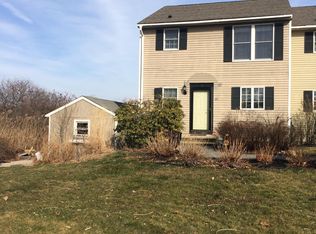 20 Lauren Dr, Portsmouth, RI 02871