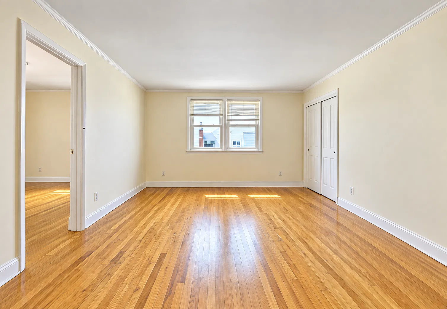 2 bed, $2,800 — Photo 3