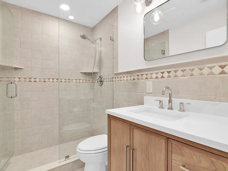 2800 NE 30th Ave #11C — Photo 46