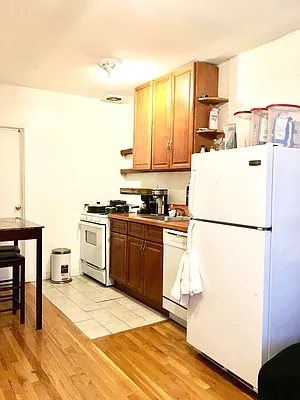 Rented by True Real Estate Group | media 39