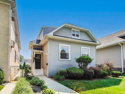 5521 N Mason Ave, Chicago, IL, 60630