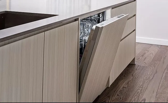 Rented by MLB ESTATES LLC | media 32