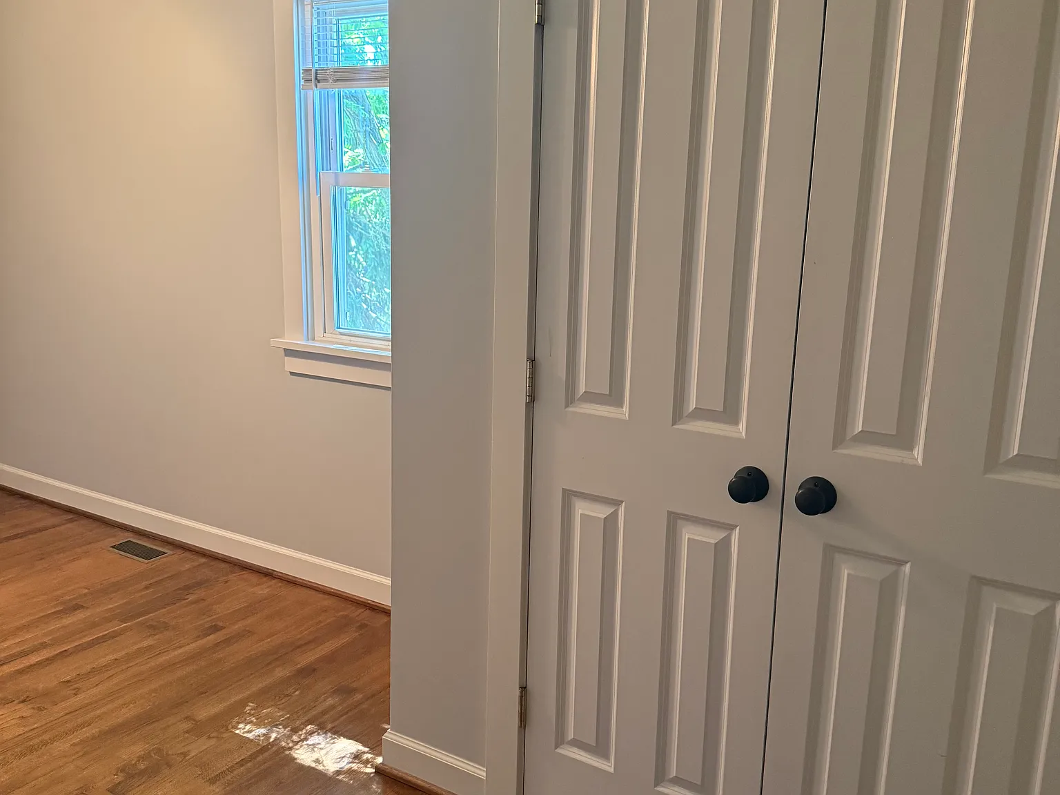 3 bed, $1,700 — Photo 3