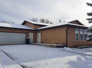 706 W Bankview Close, Drumheller, AB T0J 0Y6